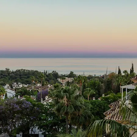 Apartament Apartment, With Large Private Terrace And Panoramic Sea Views, In Elviria Hills, Marbella