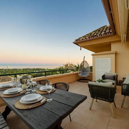 Apartament Apartment, With Large Private Terrace And Panoramic Sea Views, In Elviria Hills, Marbella